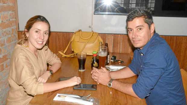 Juliana Quintero Vallejo y Jair Ochoa Ocampo compartieron en un almuerzo en el restaurante Komo Asian Concept.