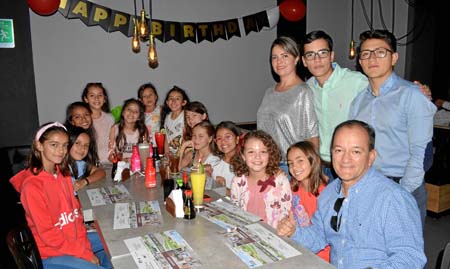 Isabela Coronado, Valeria Arenas, Valeria Carmona, Alejandra Quintero, Belén Reyes Gómez, Sofía Gómez, Luna María Alonso, Amalia