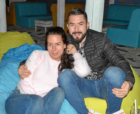 Lina María Vélez Holguín y Juan David Castaño Rivera compartieron en el restaurante Solario.