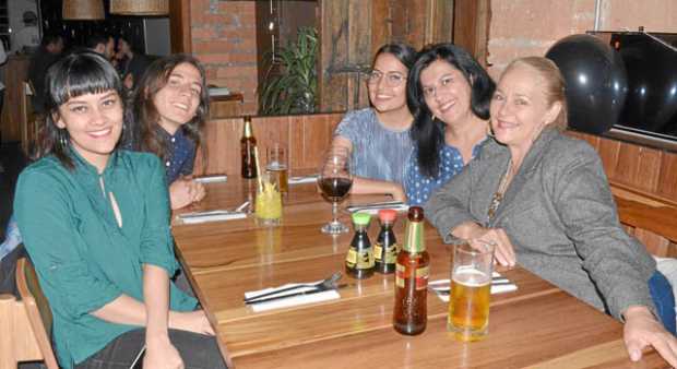 Katrin Patiño López, Bryan David Rivera Camacho, Karen Patiño López, Patricia López Camargo y Olga Lucía Bonilla Botero.