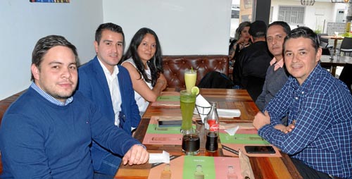 John Guerrero Báez, John Manosalva Barrera, Cristina Dávila, Luis García Morales y Sergio Escudero Restrepo.