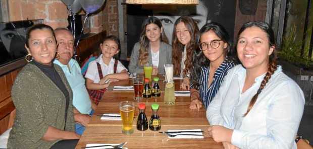 Andrea Cruz Méndez, Mario López Osorio, María Paz Valencia Rivera, Alejandra López Cruz, María Camila Mejía Henao, Estefanía Góm