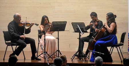 El martes la apertura fue con el maestro Gernot Winischhofer, el Cuarteto Madrid, el Dúo para dos violines y el Cuarteto de viol