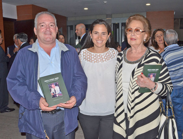 Germán Botero Ángel, María Fernanda Gutiérrez Botero y Lucía Ángel de Botero.