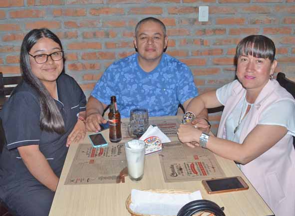 Foto | José Fernando Tangarife | LA PATRIA Ana María Suaza Rendón, Ramón Suaza Zapata y María Cristina Rendón Gallego.