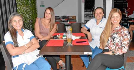 Soranny Giraldo Giraldo, Diana Lorena Mejía Lema, Claudia María Pulgarín Duque y Lina María Muñoz Gómez.