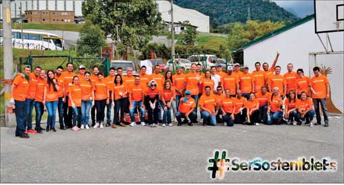 Etex Colombia le da Color a la Escuela de Maltería