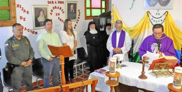 Los participantes a la misa rogativa.