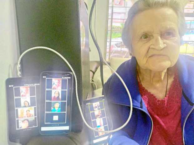 Mercedes Orozco acompaña en la pantalla por Marcela, Nestor, Laura, Melisa, María José, Sebastián, Daniela, Felipe, Naidu y Ana 