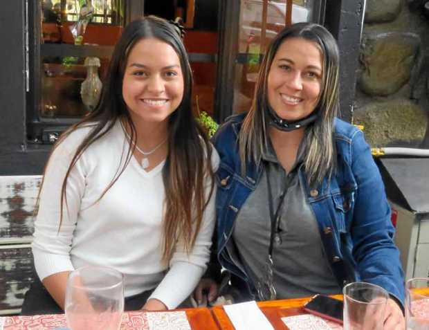 María Camila Loaiza Herrera y su madre, Sandra Yaneth Herrera García, compartieron en Buffalo Republic.