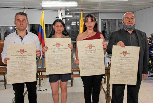 Nelson Enrique García Ortiz, guarda de seguridad; Vilma Yaneth Correa Osorio, auxiliar administrativa tesoreria; María Julieta R