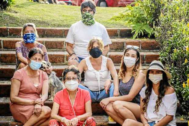 En la casa Caracoles de Colores, de la vereda Bajo Tablazo, se reunió la familia Santander Mejía en un almuerzo de reencuentro c