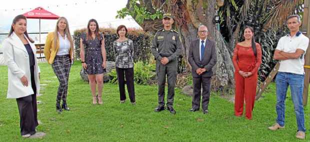 Paula Rosero Giraldo, Sandra Rosero Giraldo, Mariana Rosero González, Fanny Giraldo, brigadier general Diego Hernán Rosero Giral