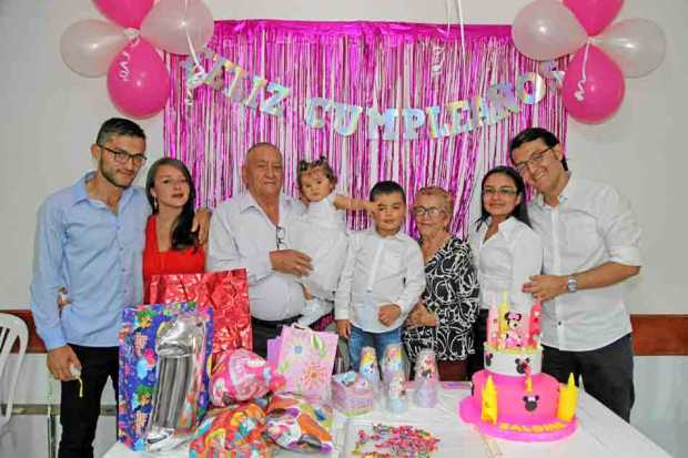 Leandro Gómez Betancur, Johanna Sepúlveda Ocampo, Octavio Gómez, Salomé Gómez Sepúlveda, Anthony Gómez Velardi, Asceneth Ramos, 