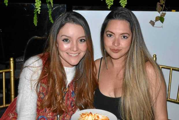 Alejandra Vásquez Ávila y Mariana Echeverri Gómez compartieron en una comida en el restaurante Ednia.