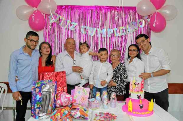 Leandro Gómez Betancur, Johanna Sepúlveda Ocampo, Octavio Gómez, Salomé Gómez Sepúlveda, Anthony Gómez Velardi, Asceneth Ramos, 