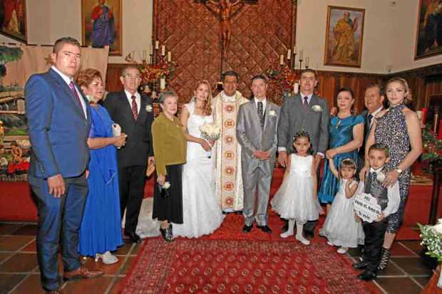 Felipe Serna Londoño, Consuelo Londoño Duque, Carlos Uriel Serna Valencia, Cenelly Buriticá Tabares, Paola Andrea Serna Londoño,