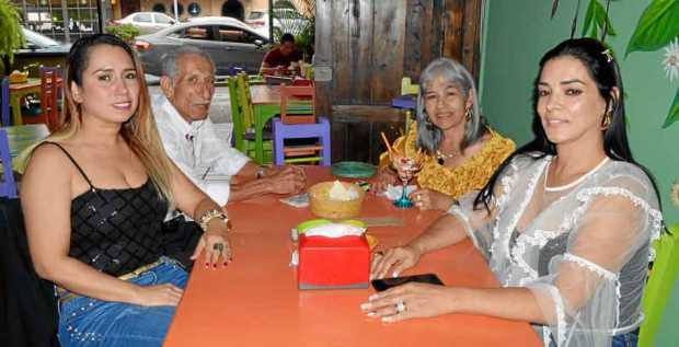Lida Marcela Rodríguez Clavijo, Marcelino Rodríguez Clavijo, Luz Adiela Clavijo de Rodríguez y Sonia Mabel Gaviria Clavijo.