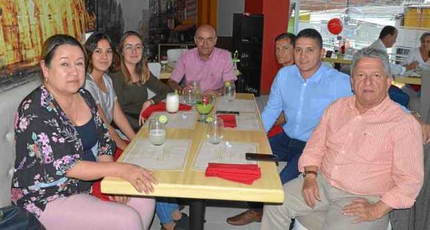 Marleny Urrego García, Laura Ospina Urrego, Carolina Ospina Urrego, Rubén Darío Ospina Isaza, Wilmar Villa Vargas, Crhistian Gir
