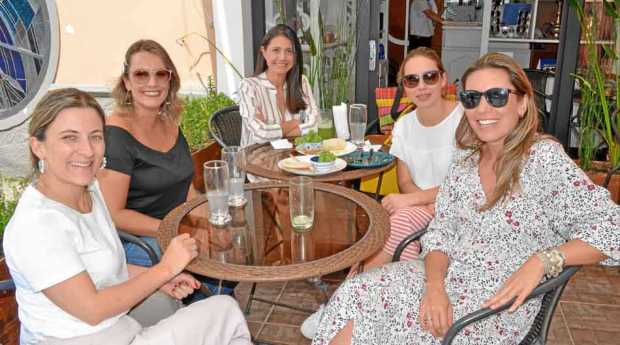 Catalina Naranjo Fajardo, Daniela Zuluaga Gaviria, Luisa López Grajales, Mariana Restrepo Salazar y Manuela Uribe Llano.