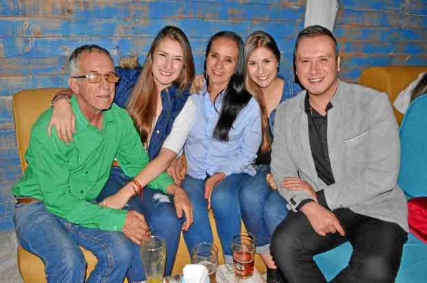 Foto | José Fernando Tangarife | LA PATRIA Germán Gómez Vargas, Juliana Gómez Arboleda, María Elena Arboleda Soto, Katherine Góm