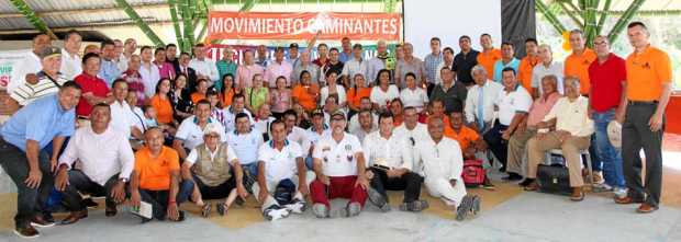 Asistentes a la Cumbre de Veteranos de las Fuerzas Armadas que llegaron a Pereira procedentes de Atlántico, Antioquia, Caldas, C