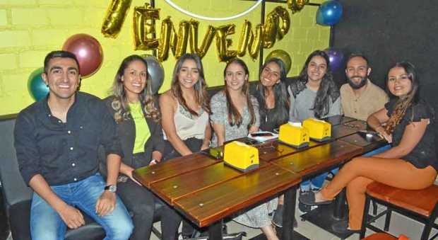 Marcelo Amador Vásquez, Daniela Giraldo Gómez, Laura Vanessa Gómez Tangarife, Mariana Salazar Grisales, Tania Segura Quintero, T