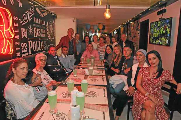 Patricia Betancur, Juan David Arroyave, Gloria Jiménez, Thomás Aguirre, Francisco Giraldo, Santiago Andrés Jurado Callejas, Alej