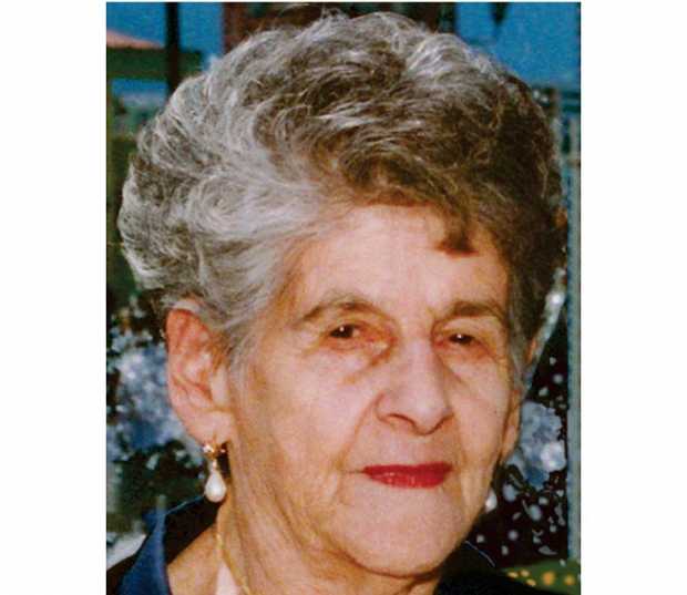 Herminia Giraldo Viuda de Franco Noveno Aniversario de su fallecimiento. Tu recuerdo nos da fortaleza en los momentos difíciles.