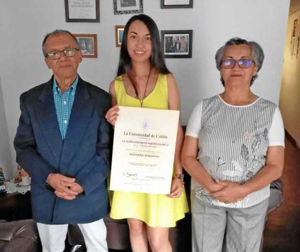 Foto | Cortesía | LA PATRIA Fernando Agudelo, Claudia Agudelo y Luz Dary García.