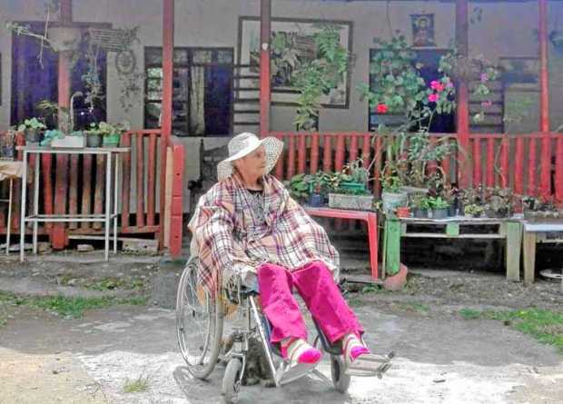 Carmelina Castrillón de Ceballos.