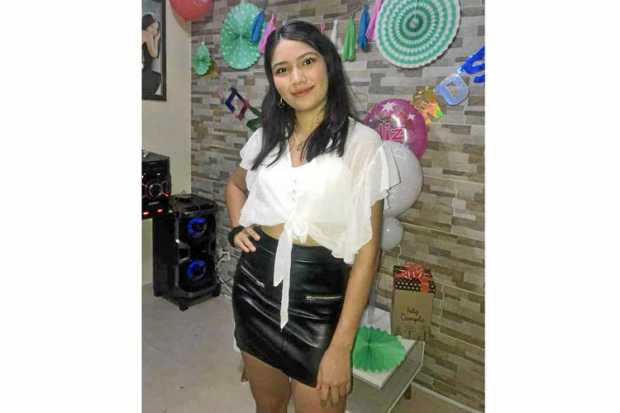 Leris Yohana Álvarez Vega.