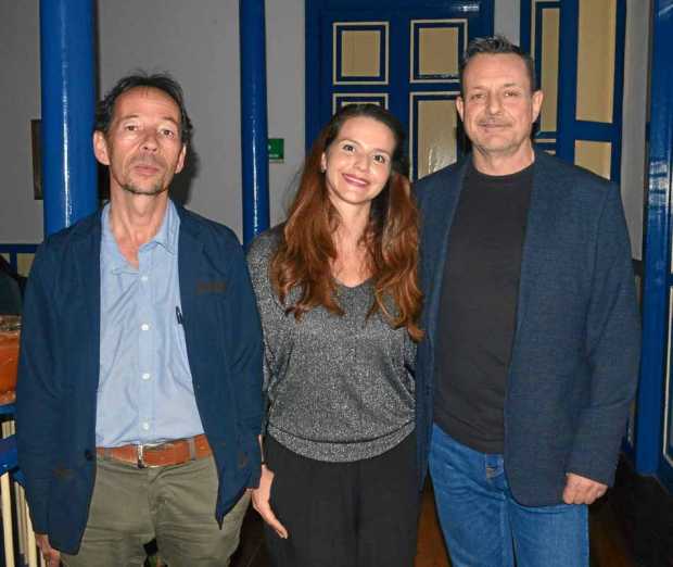 Carlos Mario Uribe, Diana Marcela Cárdenas García y Luis Ángel Díaz, conferencista.