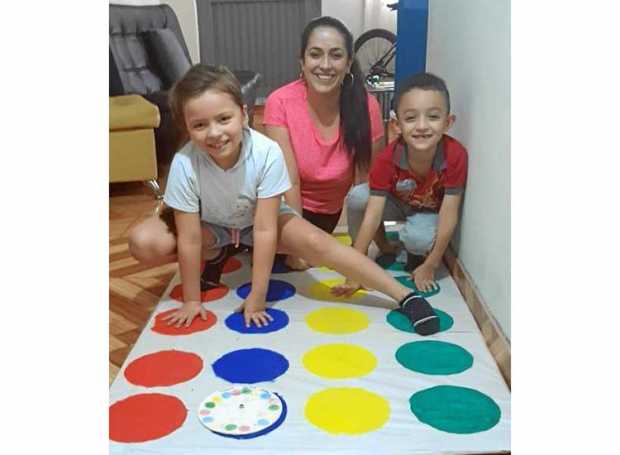 María Alejandra Medina Díaz, Mariana Acevedo Medina y Jacobo Medina Londoño.