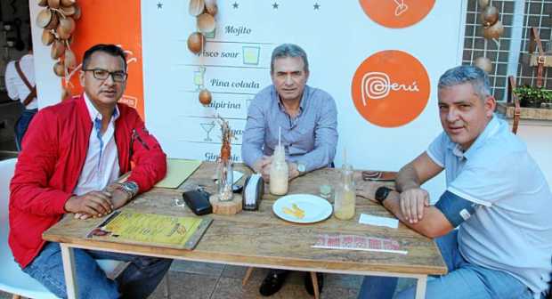 En el restaurante Tito se reunieron Jhon Fredy Franco, Jesús Bernardo Gallego y Leonardo Vélez.