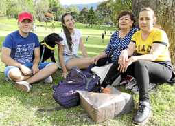 Fotos/ Darío Augusto Cardona / LA PATRIA Fabiola Hurtado disfrutó de un paseo que le organizó su familia en compañía de Juan Ale