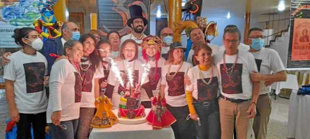 En el Club Colombia de Riosucio se realizó una reunión a donde asistieron cuadrilleros, excuadrilleros, patos, familiares y amig