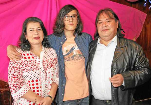 En el restaurante Un Lugar de la Mancha se ofreció un almuerzo con motivo del cumpleaños de Daniel David Serrano Hernández, lo a