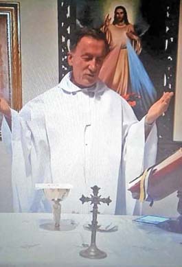 El 26 de abril se celebró el día del buen pastoral. El padre Humberto Gómez Morales párroco de la parroquia Madre del Salvador, 