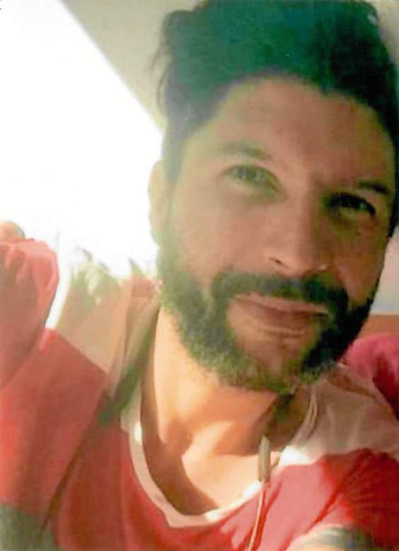 El 21 de diciembre, falleció en la ciudad de México, Juan Camilo Paredes Pinzón, director de fotografía de cine, hijo de la econ