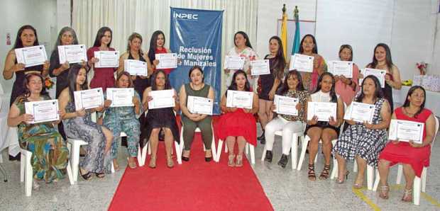 María del Carmen Cardona Arbeláez, María Stella Herrera Aguirre, Tatiana Rojas Guzmán, Martha Cecilia Llanos Grisales, Natalia L