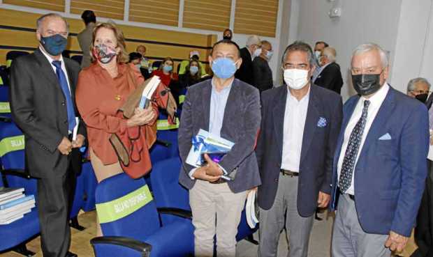 Albeiro Valencia Llano, Elvira Escobar de Restrepo, Lindon Alberto Chavarriaga, Jorge Hernán Botero, Carlos Arboleda.