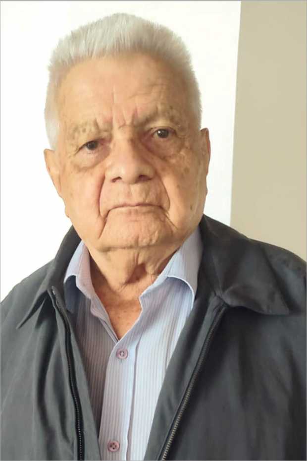 CUMPLEAÑOS - URIEL VEGA DUQUE Damos gracias a Dios por la vida y salud en sus 85 años, en esta fecha tan especial su esposa e hi