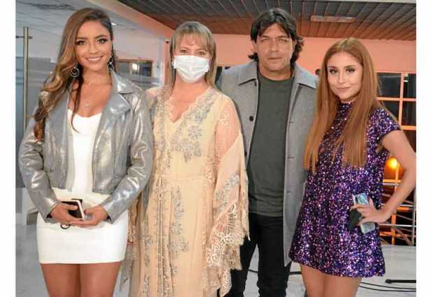 Laura Sofía Suárez, Sandra Viviana Aristizábal (gerente Telecafé), Juan Carlos Henao y Mariana Llano.