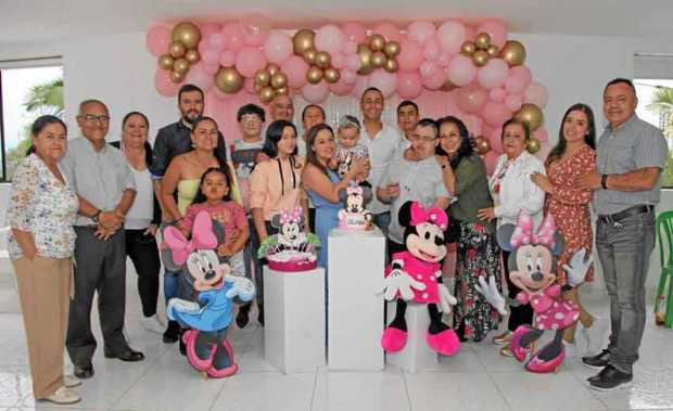 En el salón social del conjunto Bella Montaña se celebró en familia el cumpleaños número dos de Silvana Leyton Giraldo.