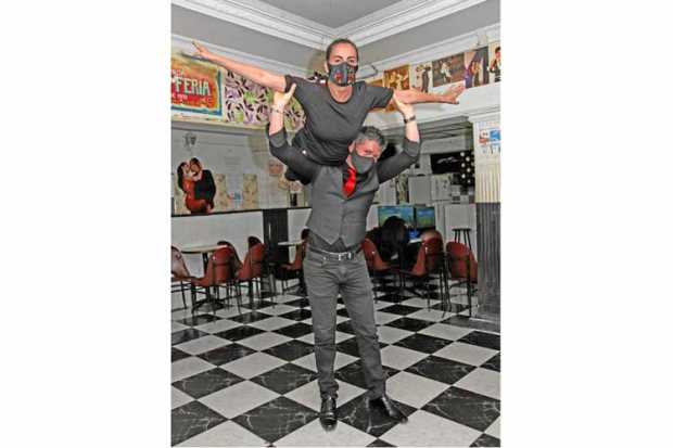 Jorge Castro y Martha Cecilia Solis Pérez.