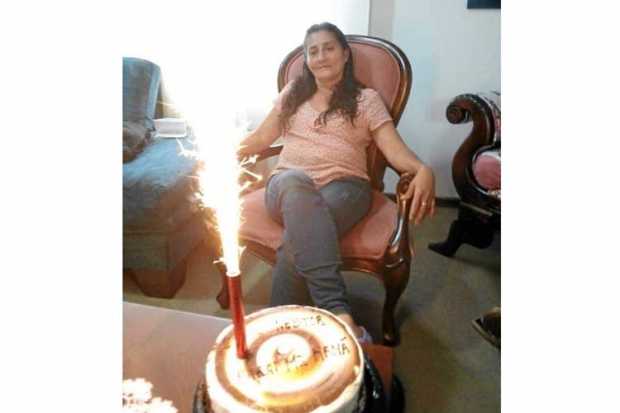 A Celmira Zuleta Castaño, su familia y amigos le festejaron su cumpleaños y le desean que Dios la bendiga hoy y siempre.