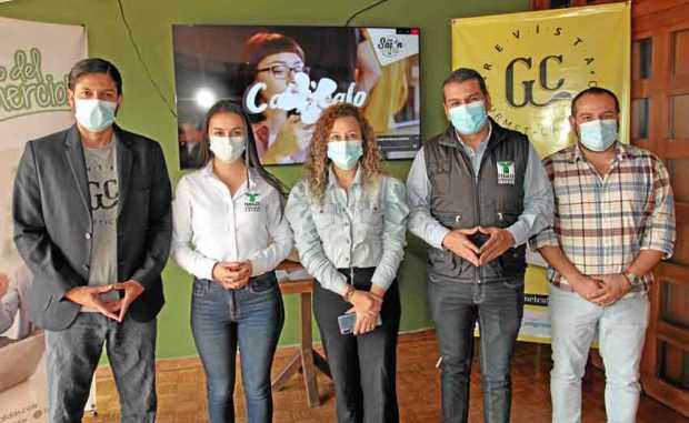 Mauricio Serna, Lina Montes, Juan José Silva, Sandra Vargas e Iván Becerra.