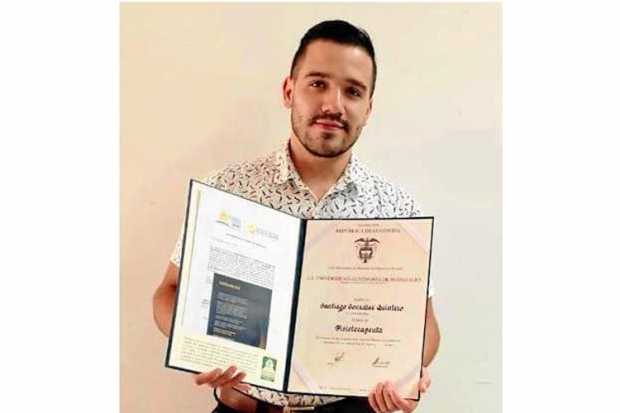 Foto|Lector|LA PATRIA   La universidad Autónoma de Manizales, otorgó a Santiago Gonzáles Quintero el título de Fisioterapeuta. F