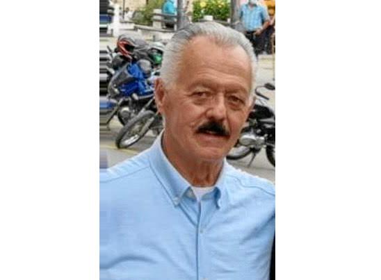 Rodrigo Betancur reconocido en Manzanares (Caldas) como comerciante y técnico de muchos equipos de fútbol falleció en Manizales.